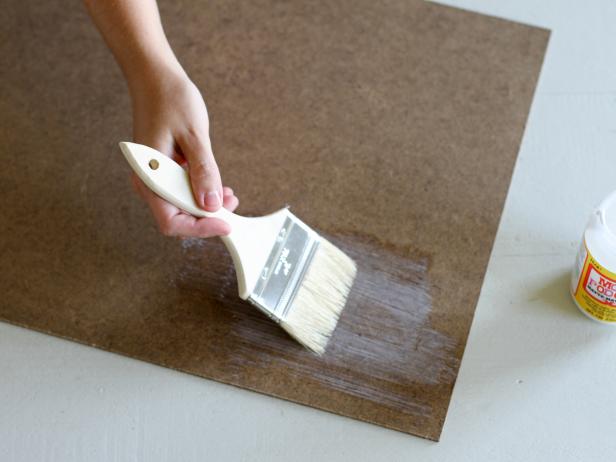 CI-Brittni-Mehloff-chalkboard-placemat-mod-podge-board-step3_h CI-Brittni-Mehloff-chalkboard-placemat-mod-podge-board-step3_h