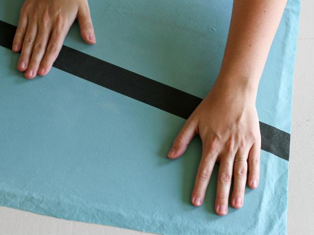 CI-Brittni-Mehloff-chalkboard-placemat-smooth-out-board-step5_h CI-Brittni-Mehloff-chalkboard-placemat-smooth-out-board-step5_h