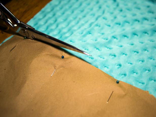 Original_Blue-Baby-Blanket-cut-around-template-step1_h Original_Blue-Baby-Blanket-cut-around-template-step1_h