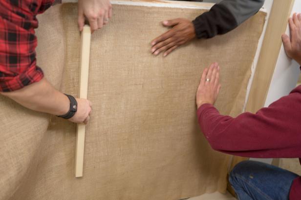 BC13_Burlap-Wainscot_DBLG703_4600 BC13_Burlap-Wainscot_DBLG703_4600