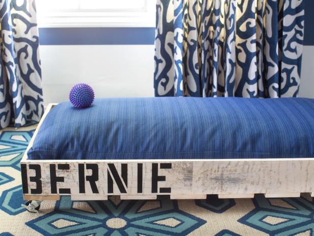 BPF_original_industrial-chic-dog-bed_beauty-shot-horiz_h BPF_original_industrial-chic-dog-bed_beauty-shot-horiz_h