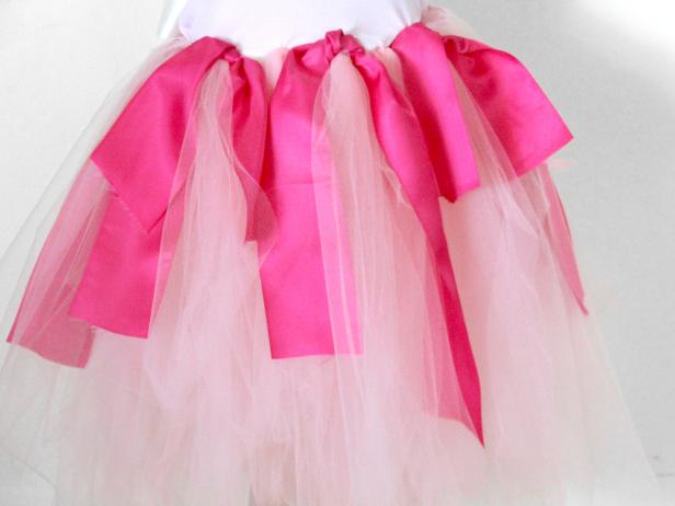 Princess Dress Costume Tie Ribbons to Knots