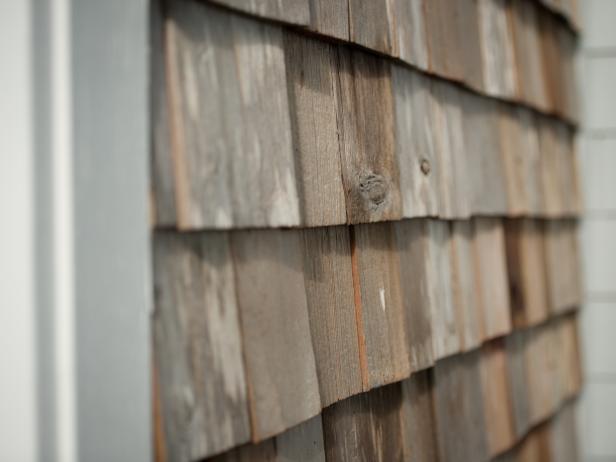 5 Ways to Age Wood for a Weathered Look| Aged Wood, Aged Wood Look, Aged Wood DIY, Weathered Wood DIY, Weathered Wood Stain, DIY Weathered Wood Stain Projects, DIY Weathered Wood Paint, DIY Projects, DIY Home #AgedWood #AgedWoodLook #AgedWoodDIY #WeatheredWoodDIY