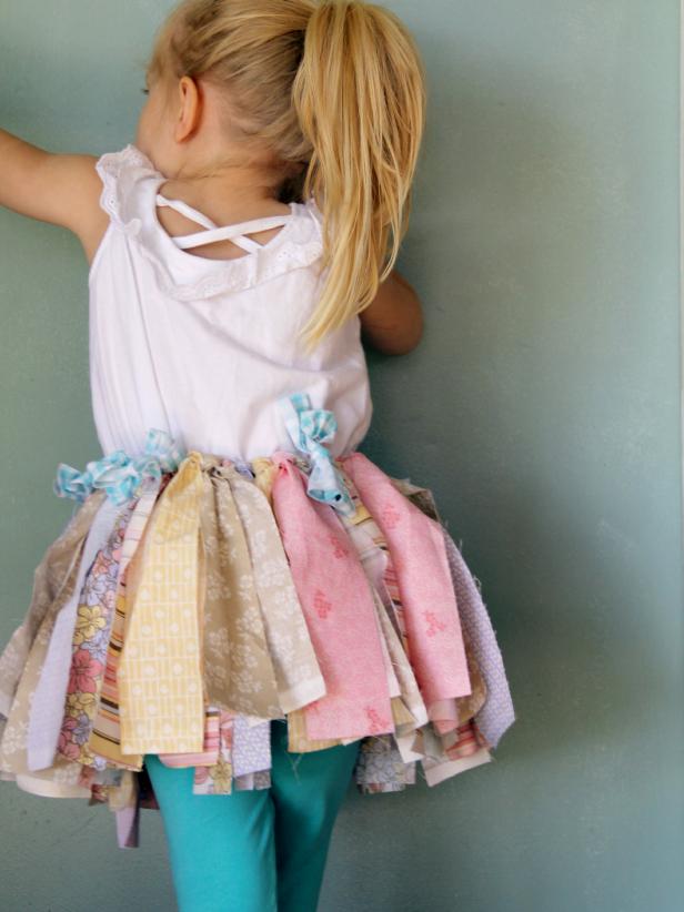 CI-Jess-Abbott_Upcycled-Tutu-little-girl-back_3x4 CI-Jess-Abbott_Upcycled-Tutu-little-girl-back_3x4