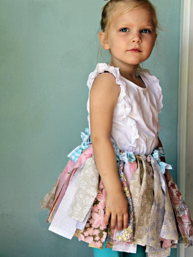 CI-Jess-Abbott_Upcycled-Tutu-little-girl_3x4 CI-Jess-Abbott_Upcycled-Tutu-little-girl_3x4