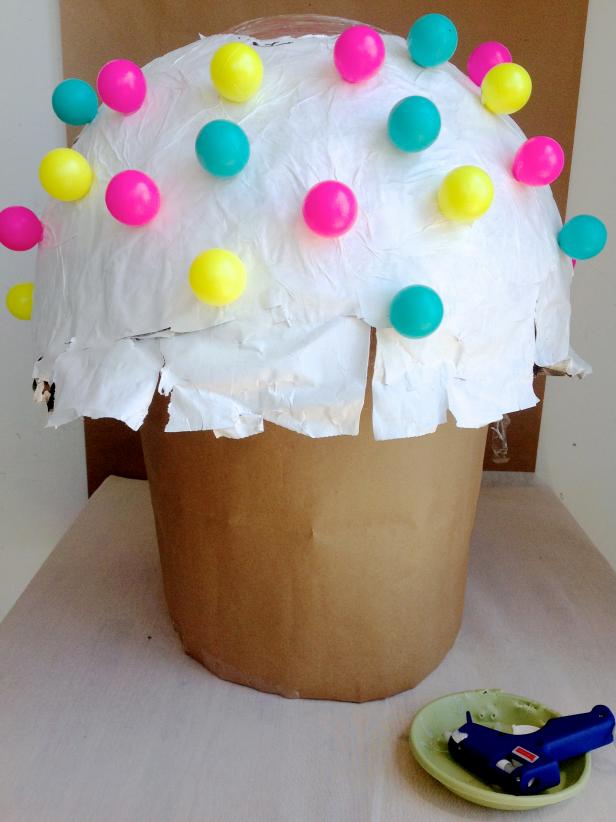 CI-ManviDrona-Ice-cream-cone-Halloween-costume-sprinkles-done22_v CI-ManviDrona-Ice-cream-cone-Halloween-costume-sprinkles-done22_v