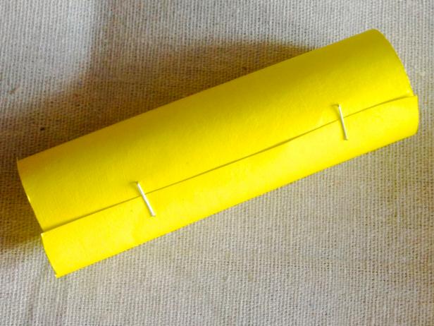 CI-ManviDrona_Mac-and-Cheese-Halloween-Costume-staple-paper6_h CI-ManviDrona_Mac-and-Cheese-Halloween-Costume-staple-paper6_h