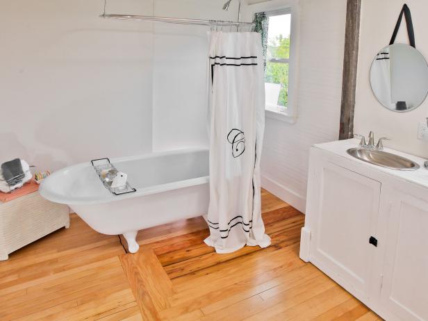 Rehab Addict 4th Street bathtub Rehab Addict 4th Street bathtub