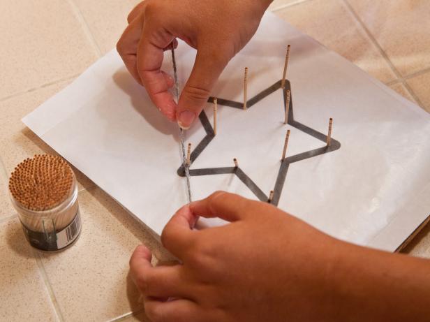 CI-Laurie-March_Christmas-Yarn-Star-step8_h CI-Laurie-March_Christmas-Yarn-Star-step8_h