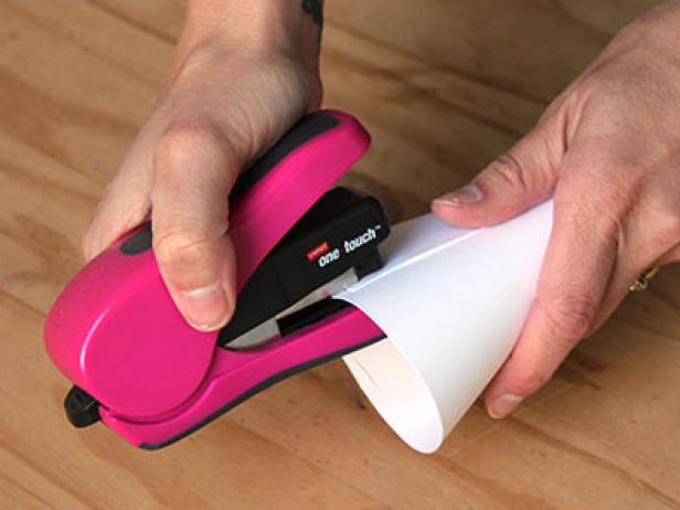 CI-Ellen-Foord_Christmas-Tree-Paper-Cone-Step6_h CI-Ellen-Foord_Christmas-Tree-Paper-Cone-Step6_h
