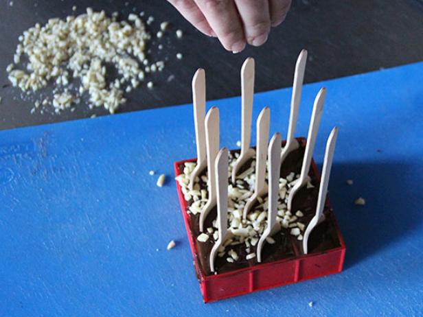 CI-Ellen-Ford_Mexican-Chocolate-Spoons-step7_h CI-Ellen-Ford_Mexican-Chocolate-Spoons-step7_h