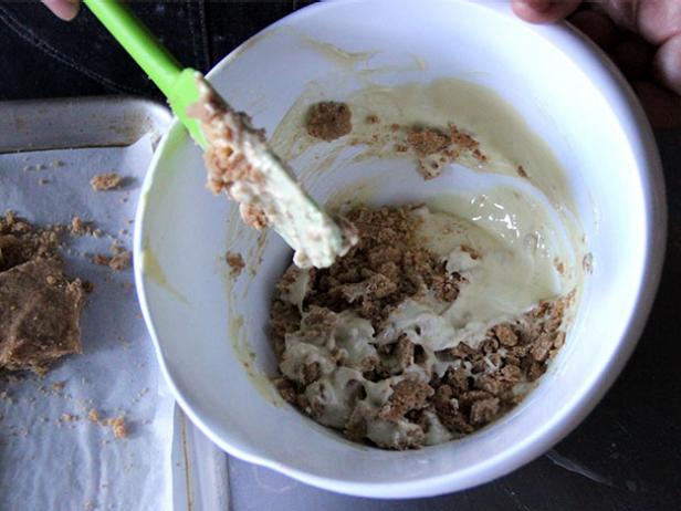 CI-Ellen-Foord_Biscochitos-Spoons-step7_h CI-Ellen-Foord_Biscochitos-Spoons-step7_h
