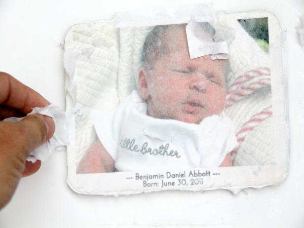 CI-Jess-Abbott_Birth-Announcement-on-Christmas-Tree-step3_h CI-Jess-Abbott_Birth-Announcement-on-Christmas-Tree-step3_h
