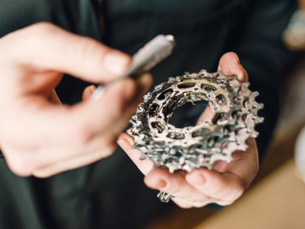 Step 3a: Stack gears and glue together. Step 3a: Stack gears and glue together.