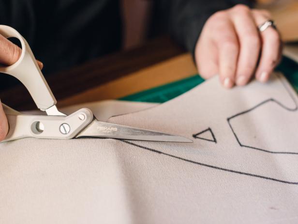Step 6: Cut vinyl letter with scissors. Step 6: Cut vinyl letter with scissors.