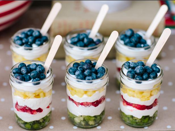 CI-Rennai-Hoefer_Library-shower-fruit-cups_h CI-Rennai-Hoefer_Library-shower-fruit-cups_h