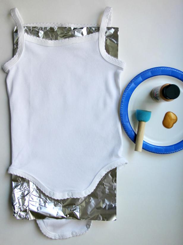 CI-Jess-Abbott_Gold-polka-dot-onesies-insert-foil-prep-paint_v CI-Jess-Abbott_Gold-polka-dot-onesies-insert-foil-prep-paint_v