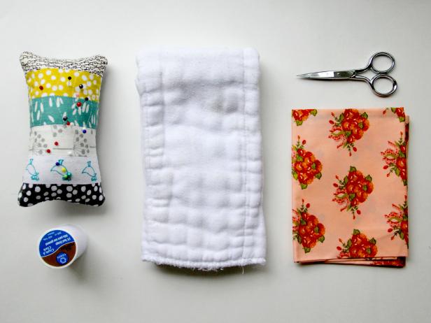 CI-Jess-Abbott_Embellished-burp-cloths-tools-and-materials_h CI-Jess-Abbott_Embellished-burp-cloths-tools-and-materials_h