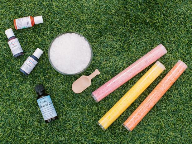 CI-Rennai-Hoefer_almond-bath-salts-tools-materials_h CI-Rennai-Hoefer_almond-bath-salts-tools-materials_h