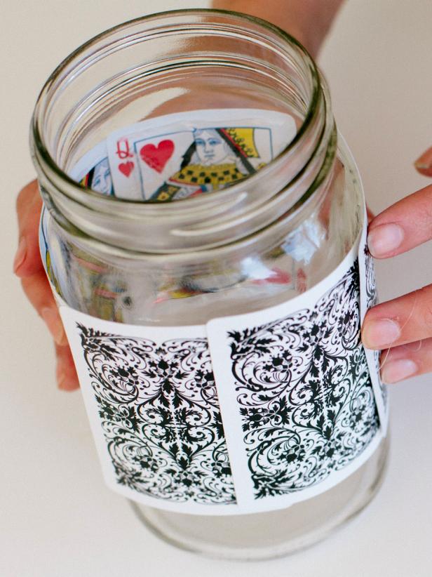 CI-Michelle-Kim_rose-bouquet-all-cards-on-jar_v CI-Michelle-Kim_rose-bouquet-all-cards-on-jar_v