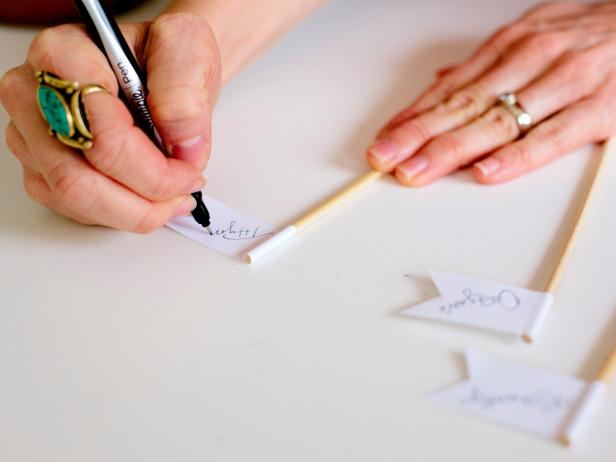 CI-Michelle-Kim_herb-pot-make-write-flags3_h CI-Michelle-Kim_herb-pot-make-write-flags3_h