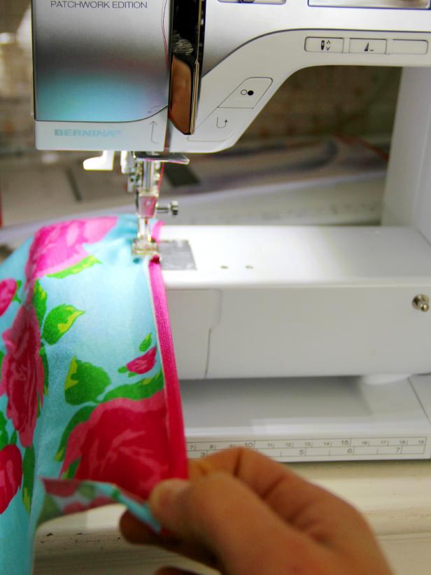 CI-Jess-Abbott_Baby-Bloomers-sew-elastic-to-bloomer6_h CI-Jess-Abbott_Baby-Bloomers-sew-elastic-to-bloomer6_h
