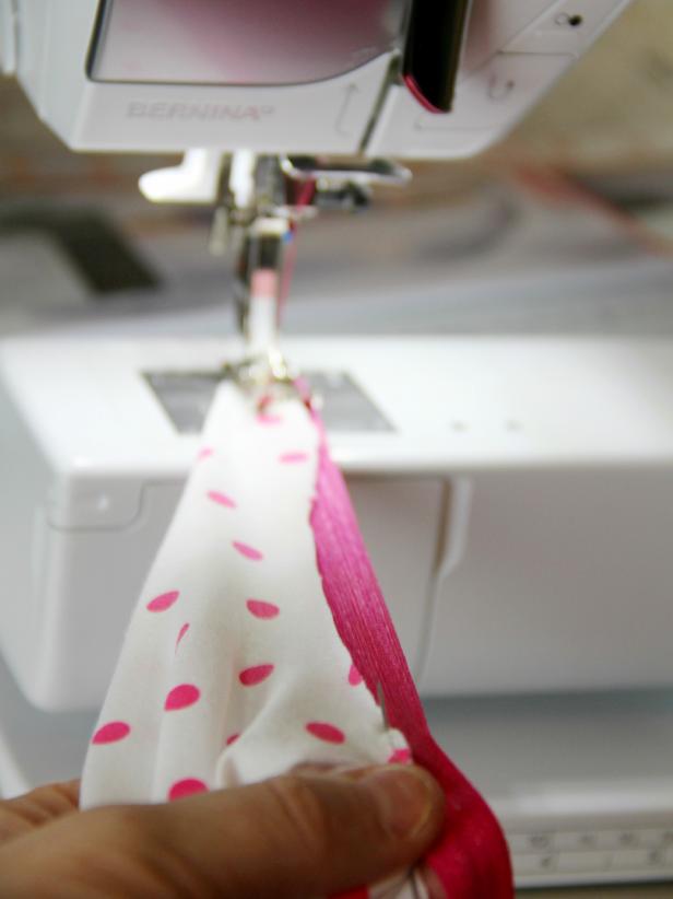 CI-Jess-Abbott_baby-dress-sew-elastic7_h CI-Jess-Abbott_baby-dress-sew-elastic7_h