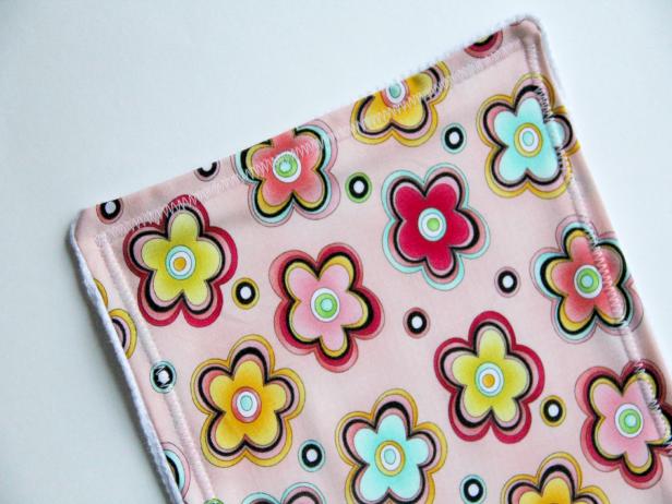 CI-Jess-Abbott_burp-cloths-stitch-last-end10_h CI-Jess-Abbott_burp-cloths-stitch-last-end10_h