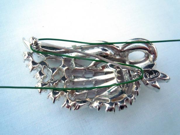 CI-Sarah-Brobst_wedding-bouquet-made-from-jewelry-wrap-back-of-brooch4_h