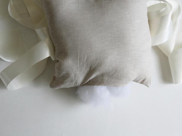 CI-Jess-Abbott_wedding-ring-bearer-stuffing-pillow5_h CI-Jess-Abbott_wedding-ring-bearer-stuffing-pillow5_h