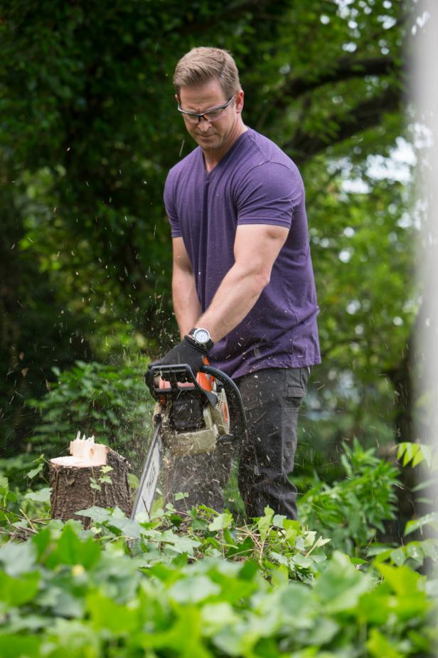 DDSL1103H_Jason-Cameron-chainsaw_s3x4 DDSL1103H_Jason-Cameron-chainsaw_s3x4
