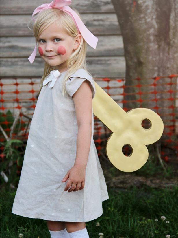 Wind-Up Doll Halloween Costume Wind-Up Doll Halloween Costume