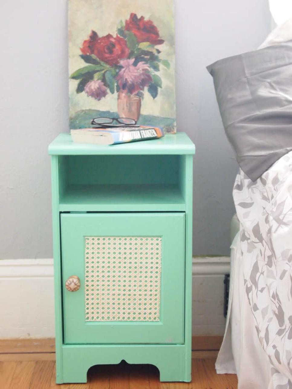 Ideas for Updating an Old Bedside Tables | DIY