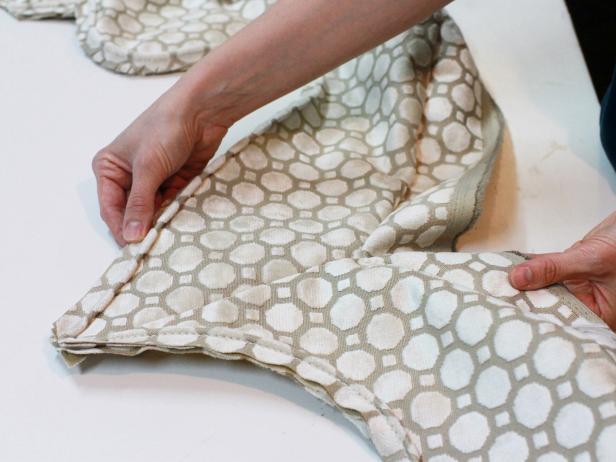 CI-Cole-Collective_double-shaped-headboard-border-and-boxing-complete18_h CI-Cole-Collective_double-shaped-headboard-border-and-boxing-complete18_h
