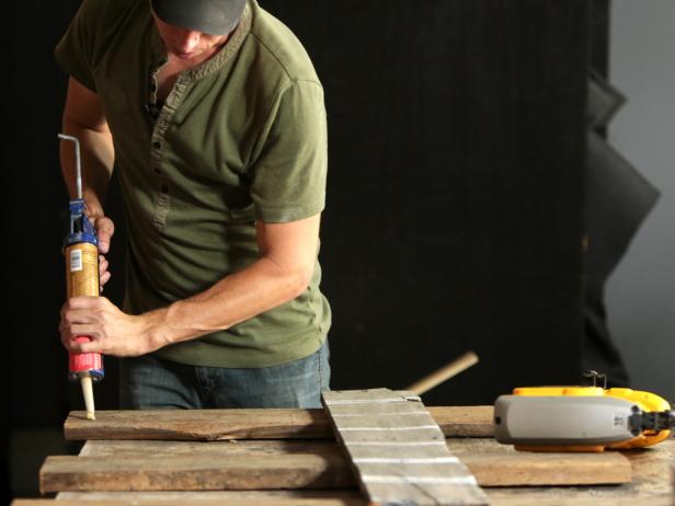 Original_Pallet-Headboard-center-support7_h