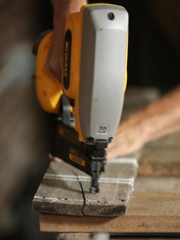 Original_Pallet-Headboard-crack-or-split11_v Original_Pallet-Headboard-crack-or-split11_v