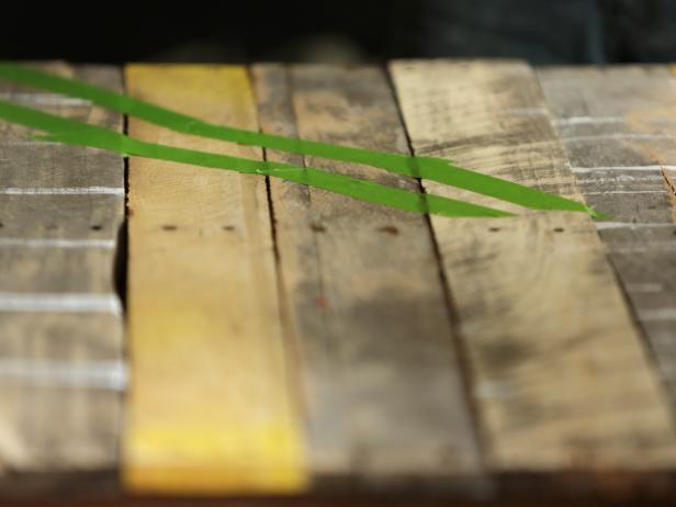 Original_Pallet-Headboard-taping-design-close-up20_h Original_Pallet-Headboard-taping-design-close-up20_h