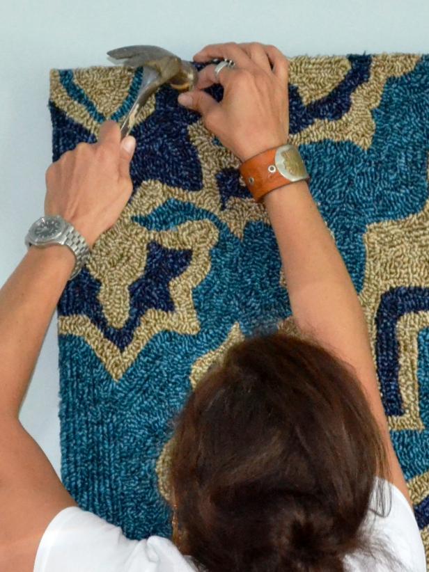 Original_Rug-Headboard-tacking-on-rug-hanging_v Original_Rug-Headboard-tacking-on-rug-hanging_v