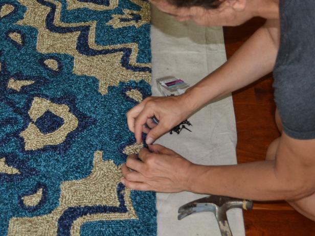 Original_Rug-Headboard-tacking-on-rug_h Original_Rug-Headboard-tacking-on-rug_h