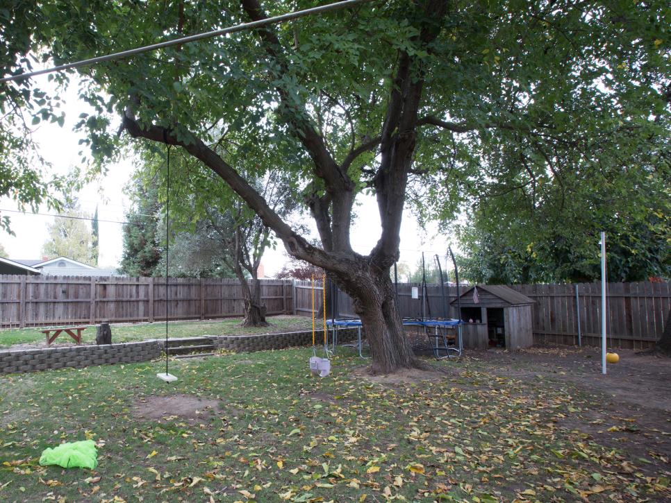 http://diy.sndimg.com/content/dam/images/diy/fullset/2014/8/28/0/BP_DYCR_1205-before-backyard-tree-swing-wideshot_h.jpg.rend.hgtvcom.966.725.suffix/1486610122591.jpeg