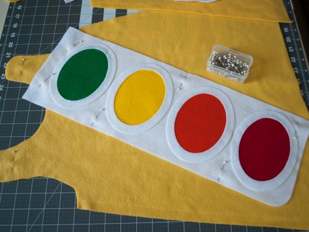CI-Kathy-Beymer_Halloween-costume-watercolor-paint-box-pin-on-dress8_h CI-Kathy-Beymer_Halloween-costume-watercolor-paint-box-pin-on-dress8_h