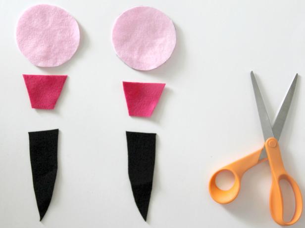 CI-Jess-Abbott_Halloween-Flamingo-Costume-cut-beak8_h CI-Jess-Abbott_Halloween-Flamingo-Costume-cut-beak8_h
