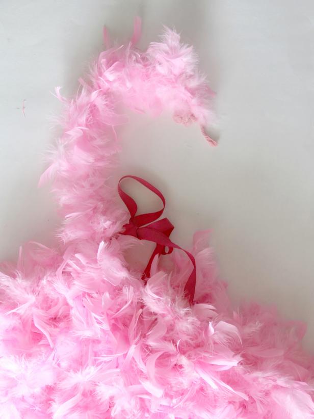 CI-Jess-Abbott_Halloween-Flamingo-Costume-pull-boa-for-head6_v CI-Jess-Abbott_Halloween-Flamingo-Costume-pull-boa-for-head6_v