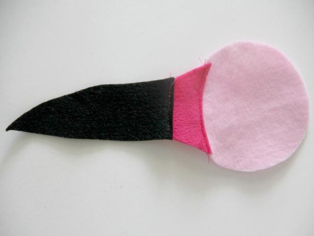 CI-Jess-Abbott_Halloween-Flamingo-Costume-sew-beak9_h CI-Jess-Abbott_Halloween-Flamingo-Costume-sew-beak9_h