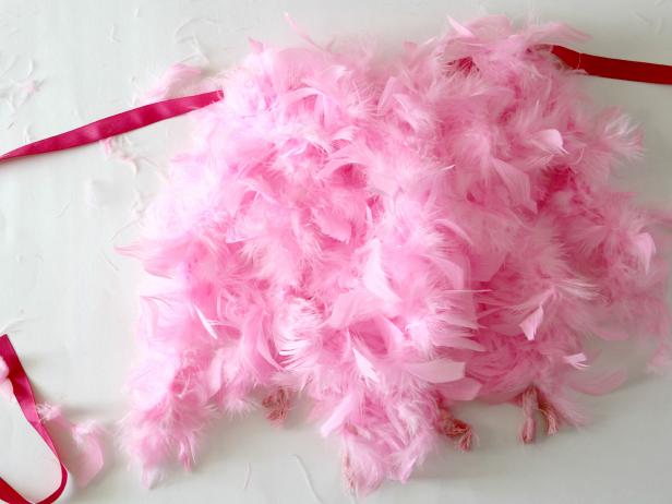 CI-Jess-Abbott_Halloween-Flamingo-Costume-tie-all-boas4_h CI-Jess-Abbott_Halloween-Flamingo-Costume-tie-all-boas4_h
