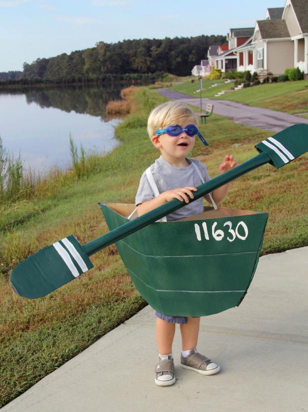 How to Make a Cardboard Canoe Halloween Costume for Kids | how-tos 