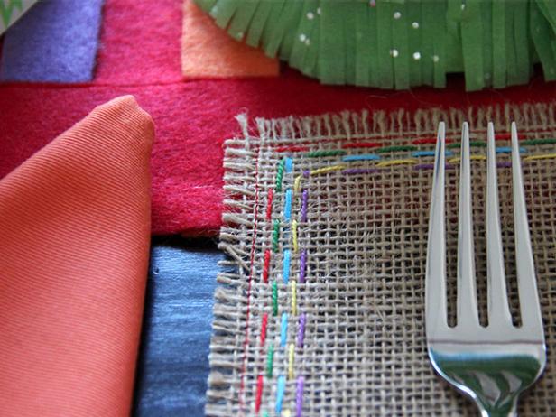 CI-Ellen-Ford_Burlap-Placemat-corner_h CI-Ellen-Ford_Burlap-Placemat-corner_h