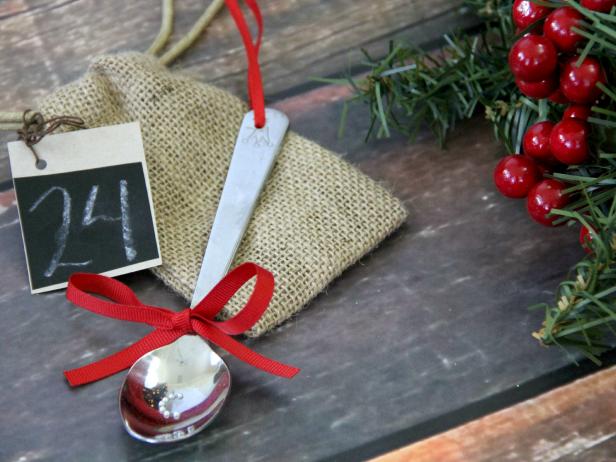 CI-Jess-Abbott_Baby-spoon-made-into-Christmas-ornaments_h CI-Jess-Abbott_Baby-spoon-made-into-Christmas-ornaments_h