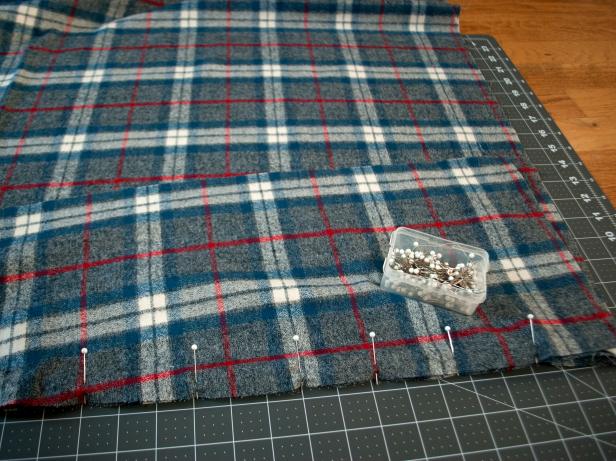 CI-Kathy-Beymer_Headboard-Slipcover-sandwich-piping15_h CI-Kathy-Beymer_Headboard-Slipcover-sandwich-piping15_h