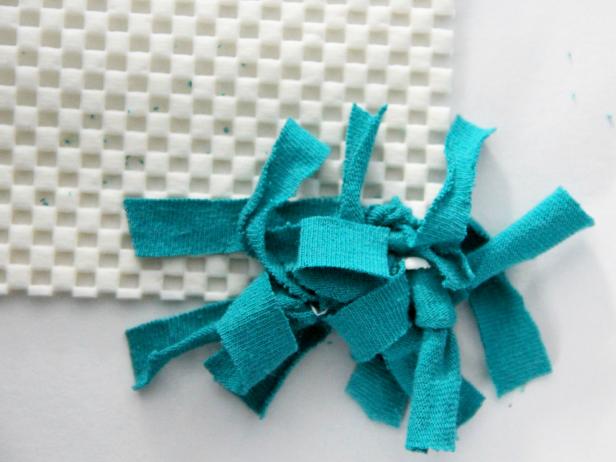 CI-Jess-Abbott_Rag-Rug-several-knots-step5_h CI-Jess-Abbott_Rag-Rug-several-knots-step5_h